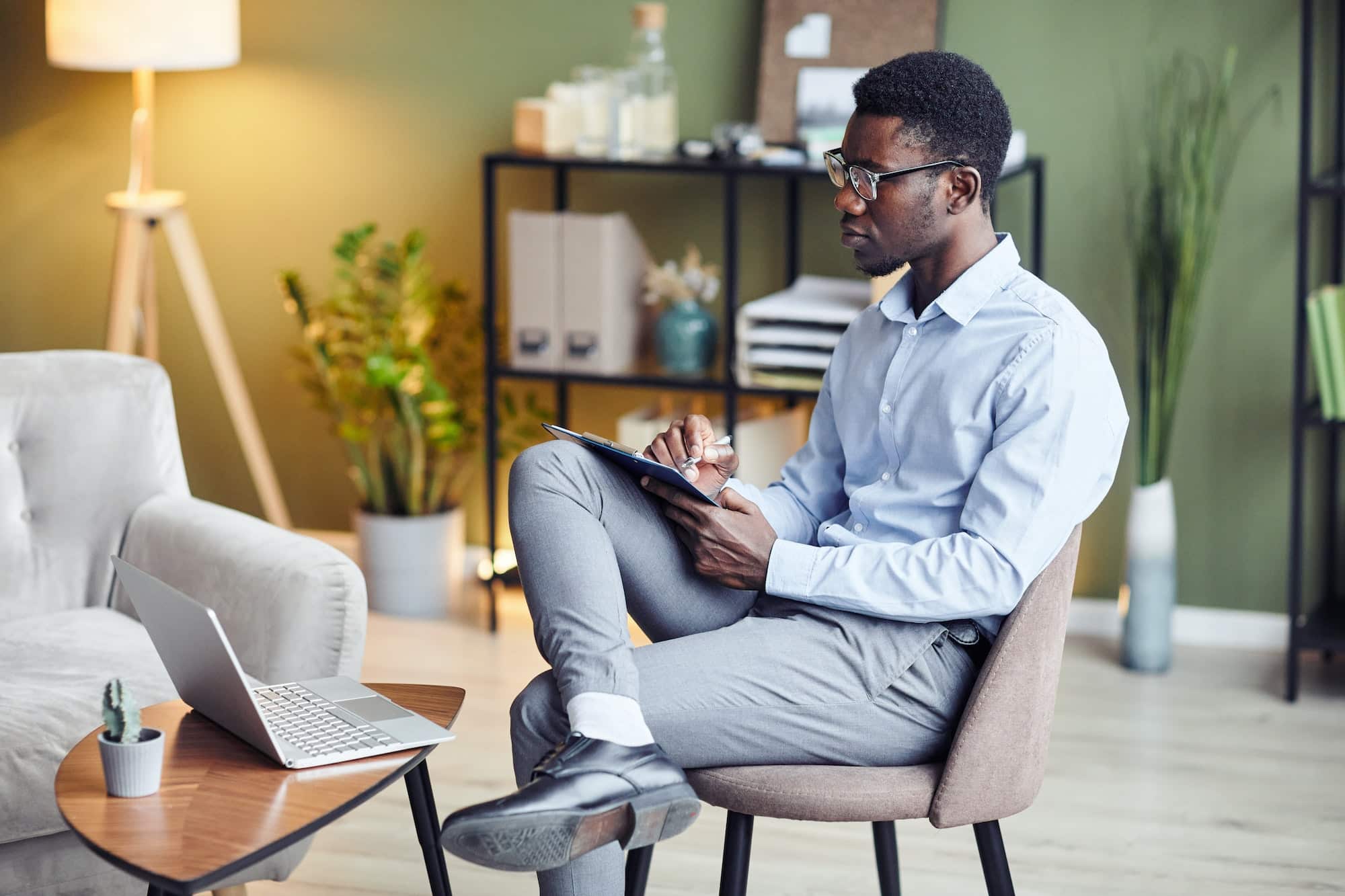 Therapist providing anxiety and depression therapy in New York City
